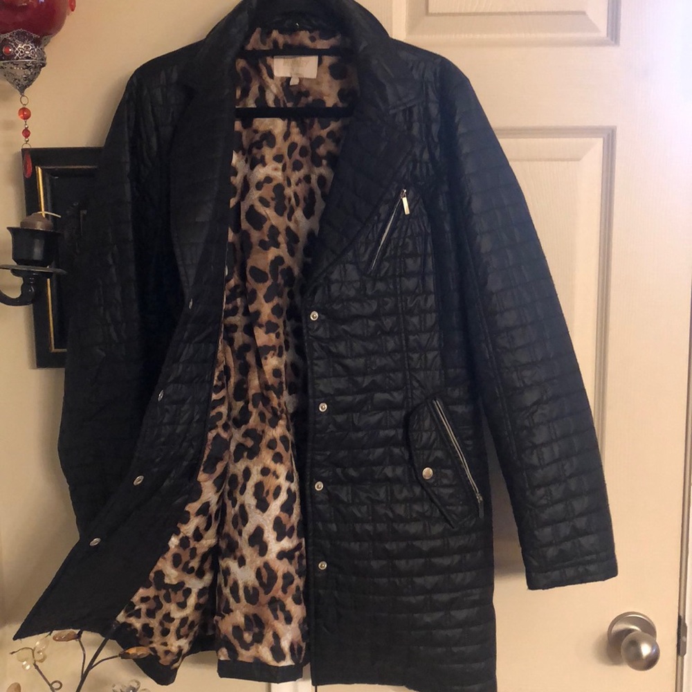 Coat - Picture 6 of 8